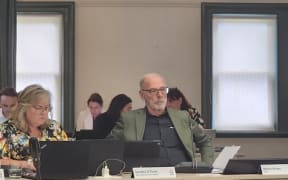 Auckland Mayor Wayne Brown at a council meeting on 23/3/2023