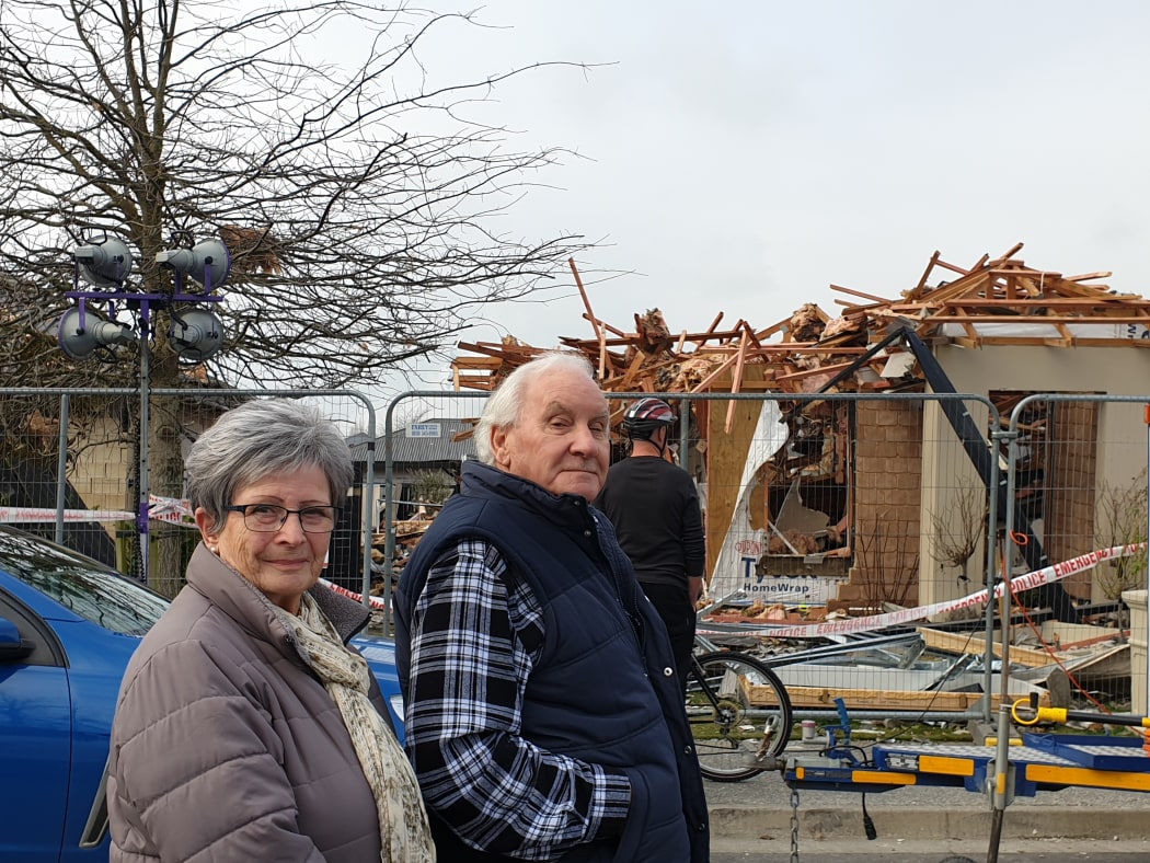 Beth and Warner Collins were concerned about using gas in her own property and wanted to know what caused the explosion at their neighbour's residence.