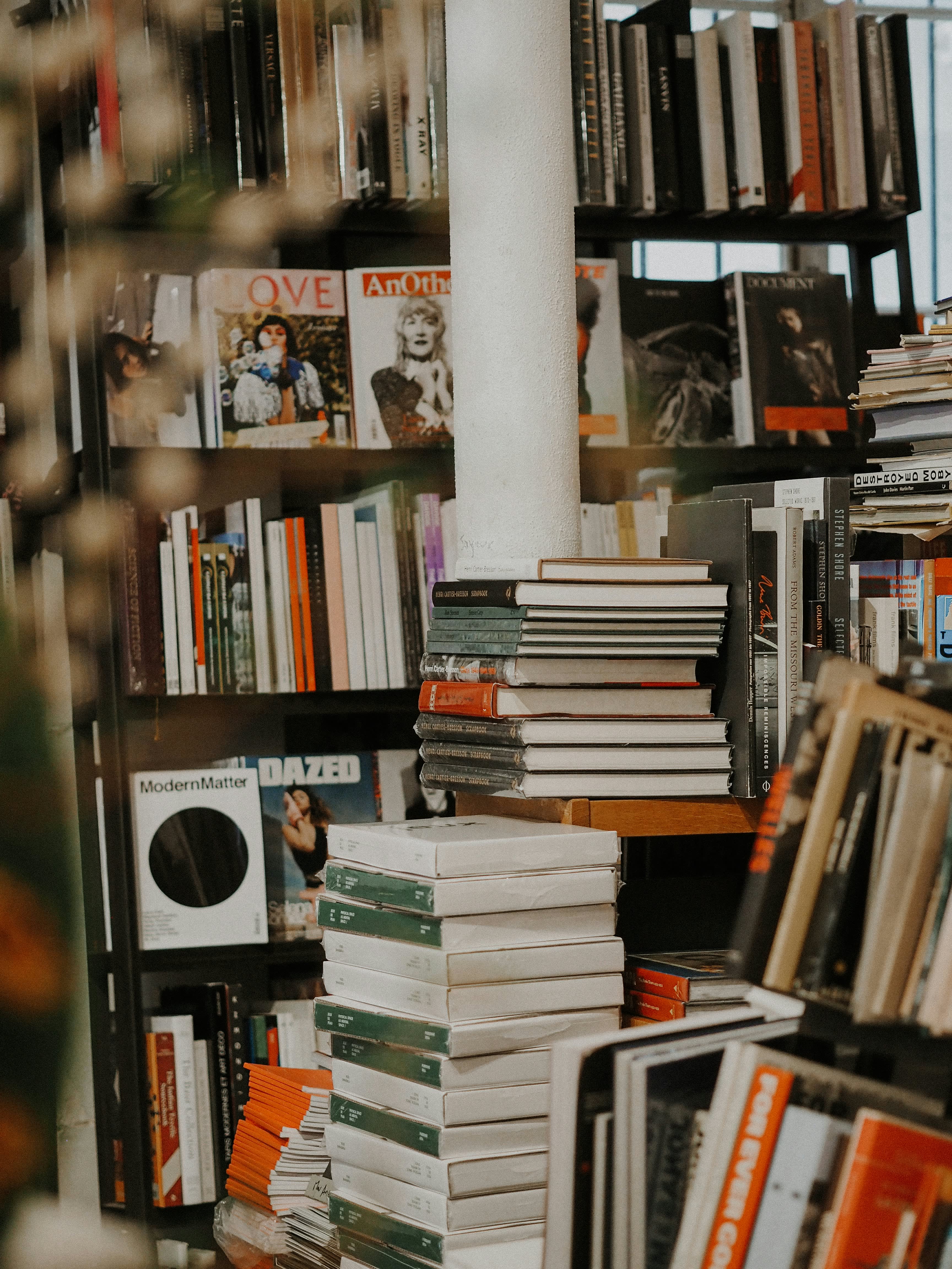 Supply chain problems continue to dog the bookseller industry.