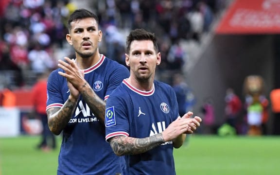 LIONEL LEO MESSI (PSG) - 08 LEANDRO PAREDES (PSG)