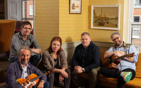 Traditional Irish band, Gráda