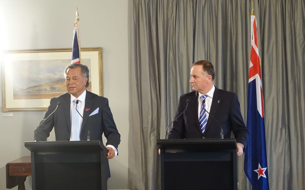 Cook Islands Prime Minister, Henry Puna, with New Zealand Prime Minister, John Key, at Government House in Auckland.