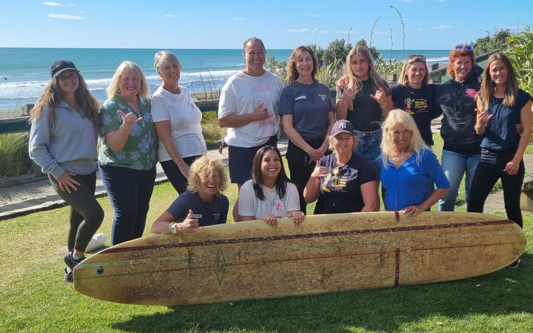 The Great Wahine Surf Reunion team photo at the New Plymouth Surfriders Club.