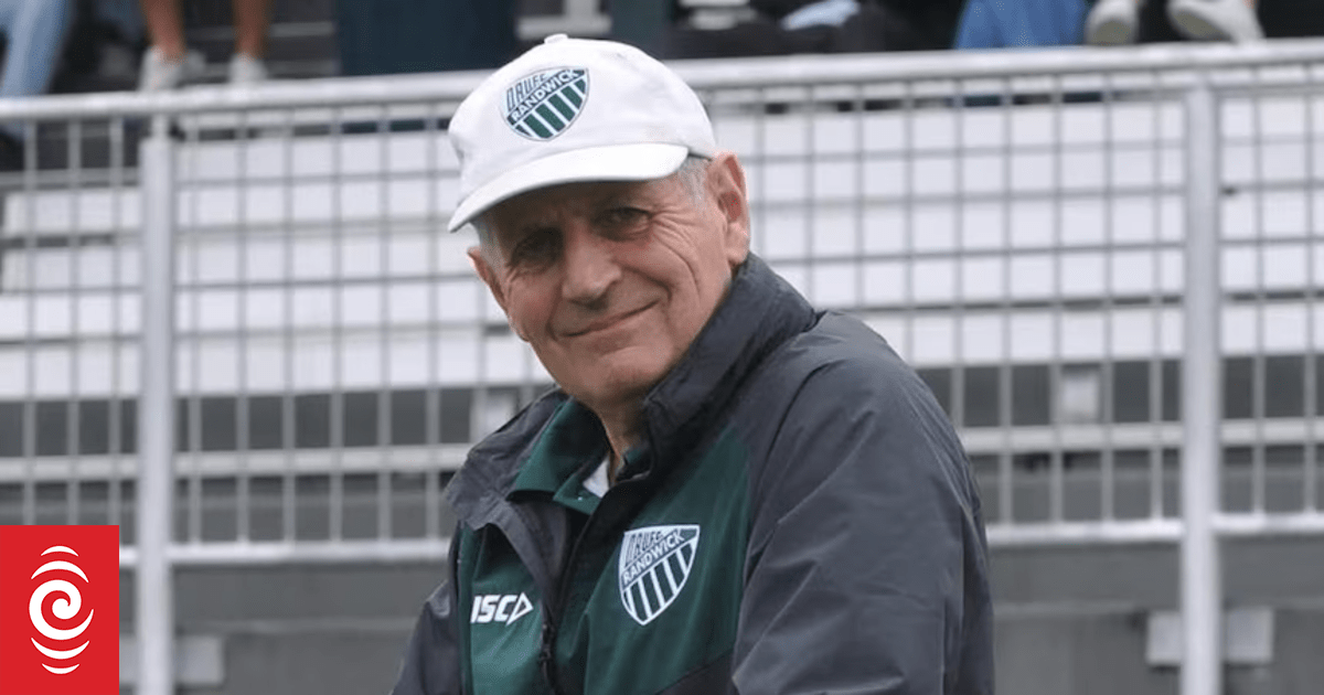 Former Sydney detective Peter Meagher honoured in last Bondi terror attack funeral