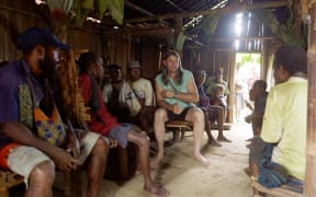 The Tenkile Conservation Alliance's Jim Thomas meeting with communities in Papua New Guinea.