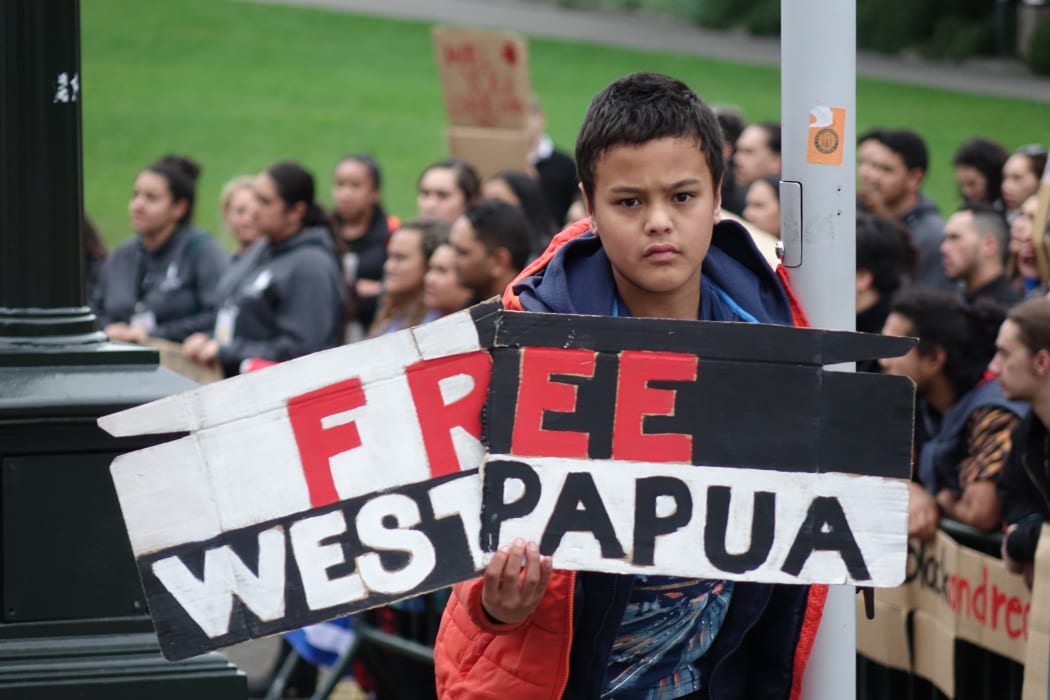 Te Whaiora Harrison-O'Connell with hundreds of Maori students who marched to Parliament in August 2016 calling for freedom for West Papua.
