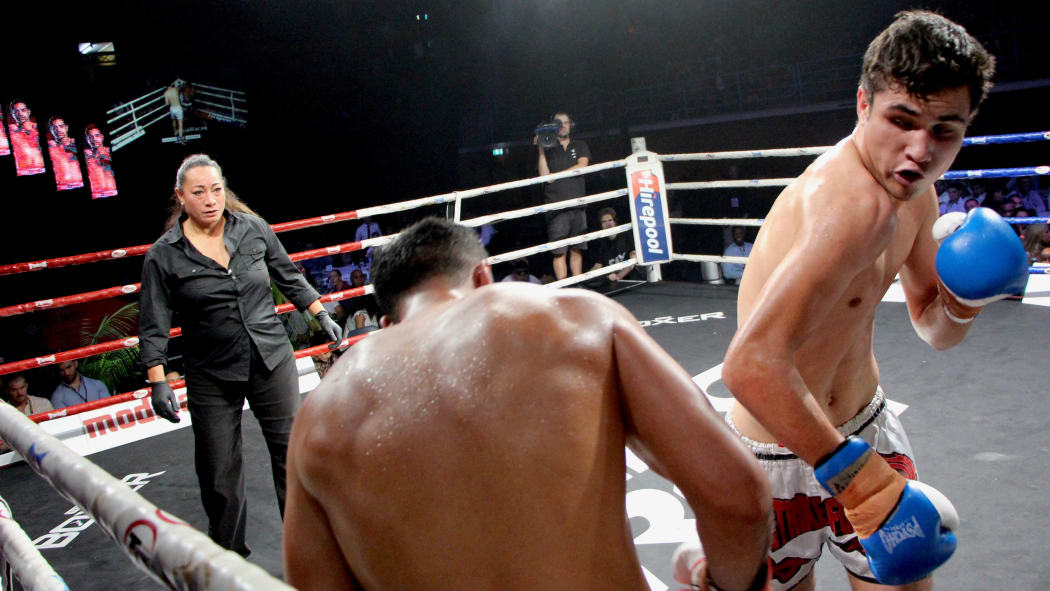 Nansen refereeing fight at Auckland's King in the Ring event
