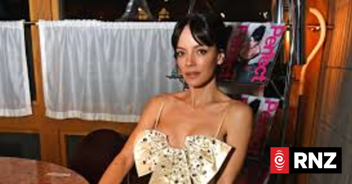 Singer Lily Allen is coming to New Zealand