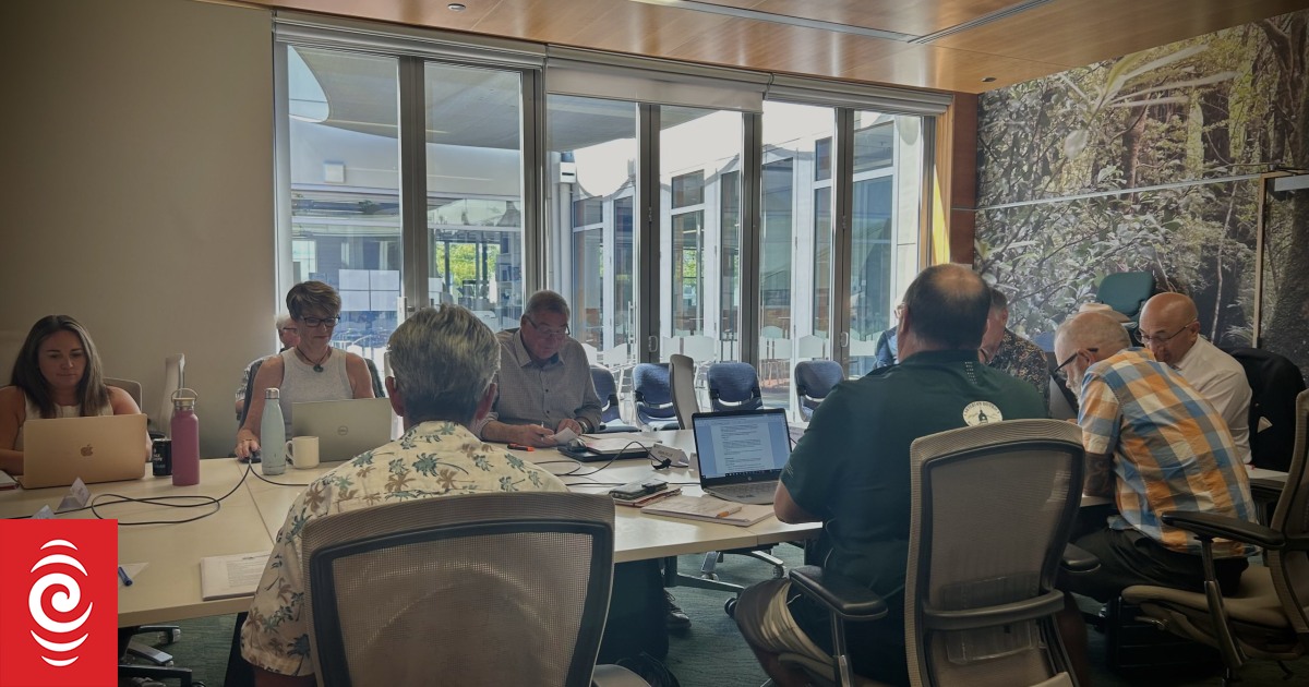 Carterton councillors hit back at Ombudsman recommendations - Vimarsana News