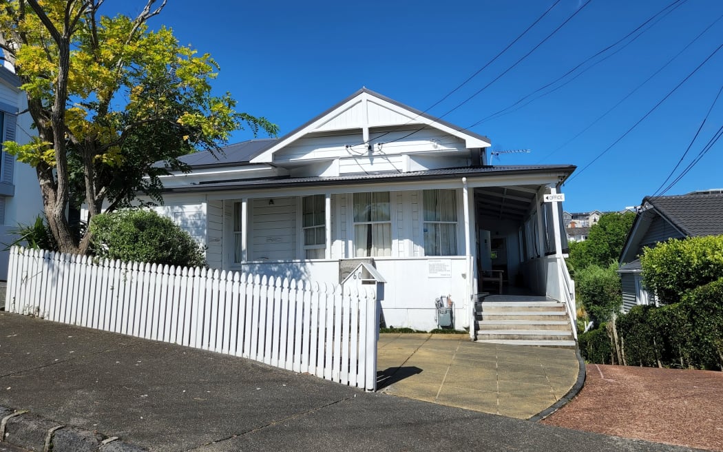 Lantana Lodge Backpackers in Parnell - body of elderly man found there on 17/1/2023