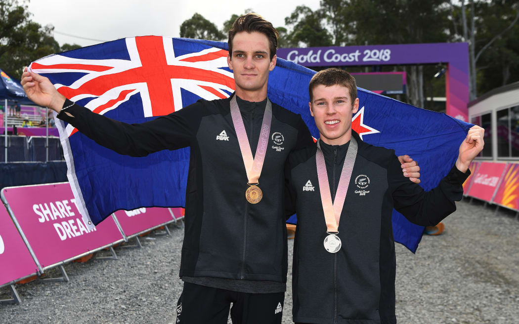 New Zealand's Samuel Gaze and team mate Anton Cooper. Cycling - Mountain Biking. Nerang Mountain Bike Trails. Commonwealth Games, Gold Coast, Australia. Thursday 12 April 2018. © Copyright photo: Andrew Cornaga / www.photosport.nz