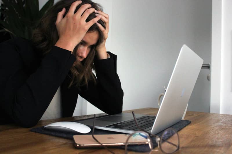 According to a recent survey, 48% of in-person workers and 44% of hybrid workers have cried due to work.