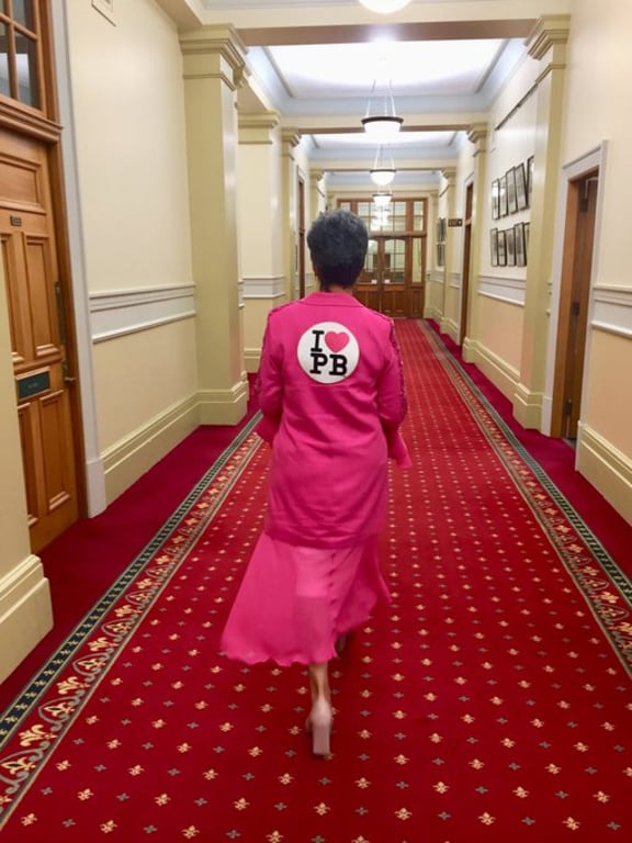 Paula Bennett corridors-of-power dressing.