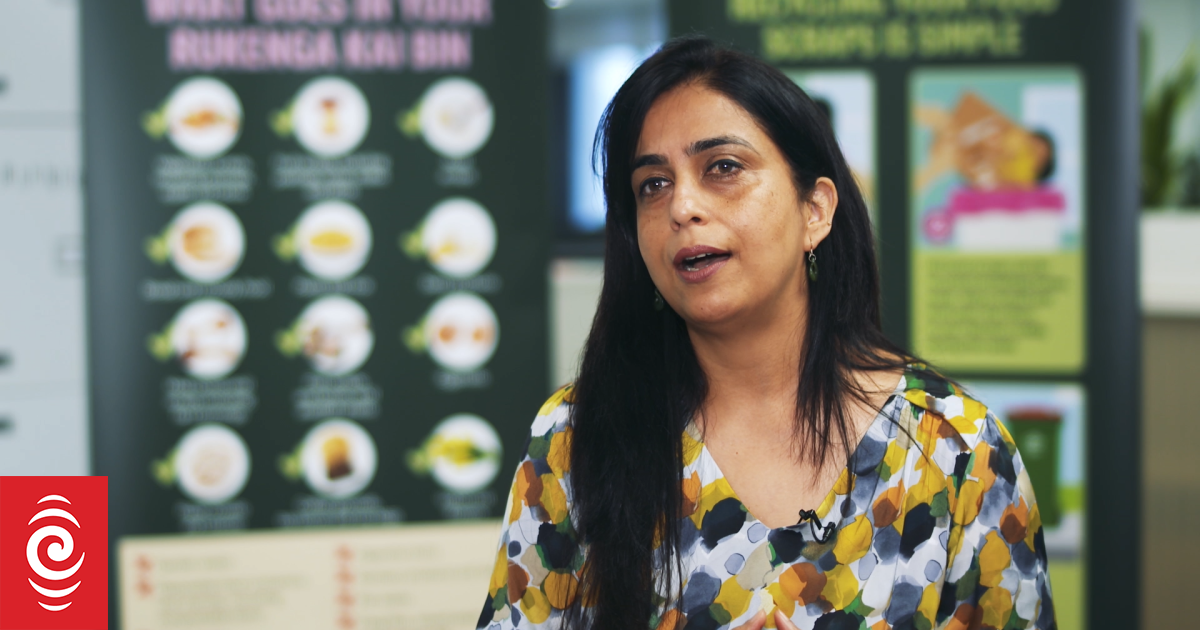 Curbing food waste New bins trialled for foodscraps in Auckland RNZ