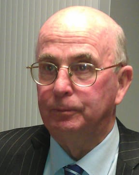 Sir David Carruthers.