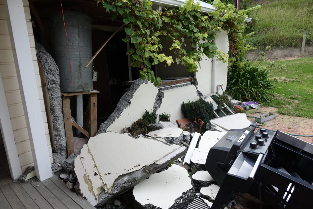 An example of the extent of the damage to homes north of Kaikōura.