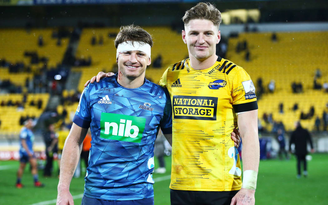 Hurricanes Jordie Barrett & Blues Beauden Barrett during the Hurricanes v Blues Super Rugby Aotearoa match at Sky Stadium on Saturday the 18th of July 2020. Copyright Photo by Grant Down / photosport.nz