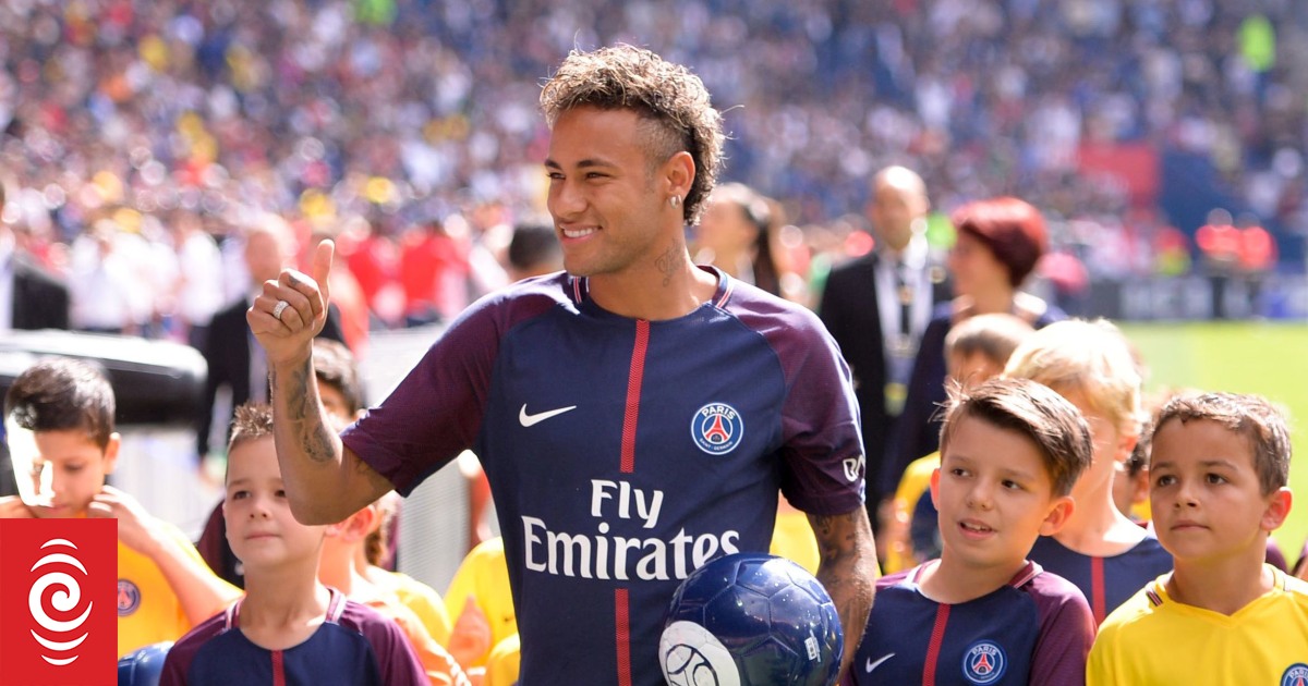 Barcelona sue Neymar | RNZ News