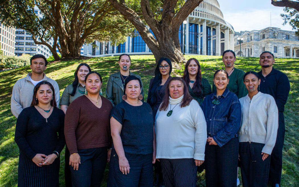 Te Kāhu Pokere outside of Parliament.