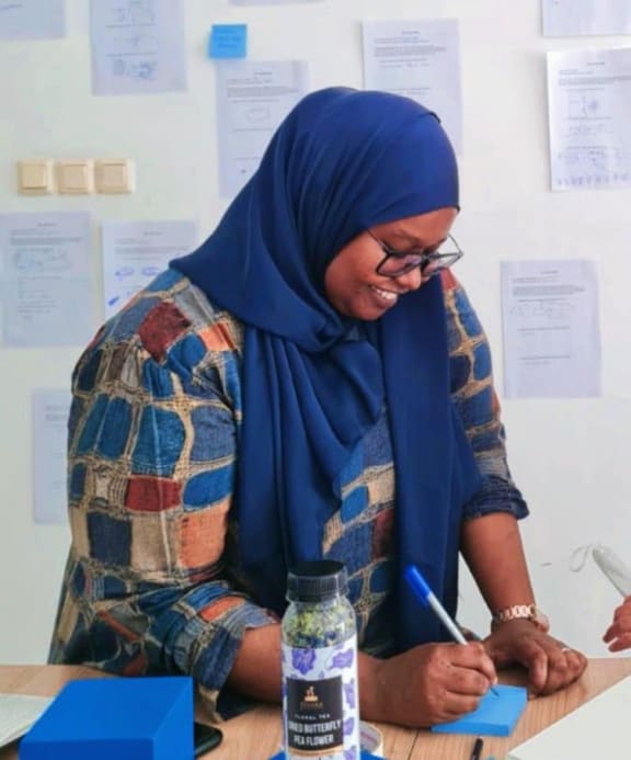 Refugee Nimo Ahmed says the sponsorship programme can save lives.