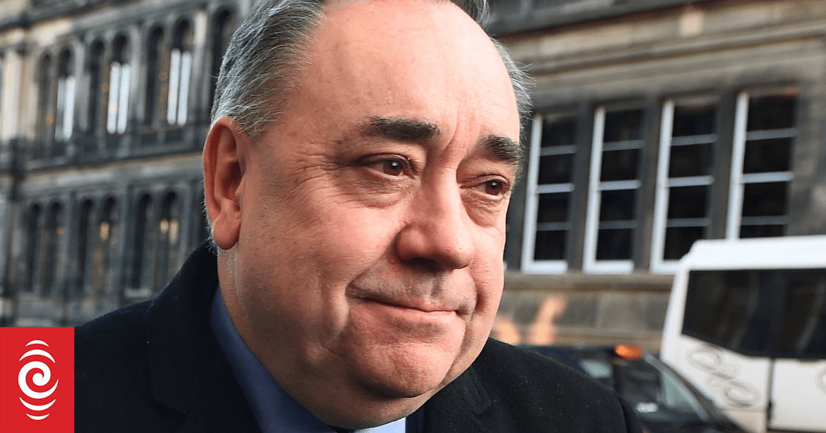 Former Scottish leader Alex Salmond dies, aged 69