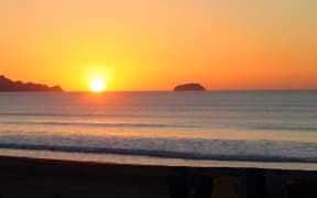 Sunrise, Waikanae Beach, Gisborne
