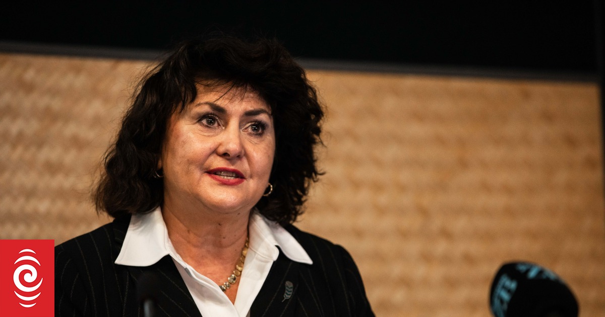 Casey Costello under fire on links to tobacco industry, says govt still