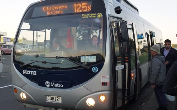 The 125X at Westgate's interim bus hub