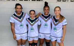 Elsie Albert with her new team mates at the Souths Logan Magpies rugby league club