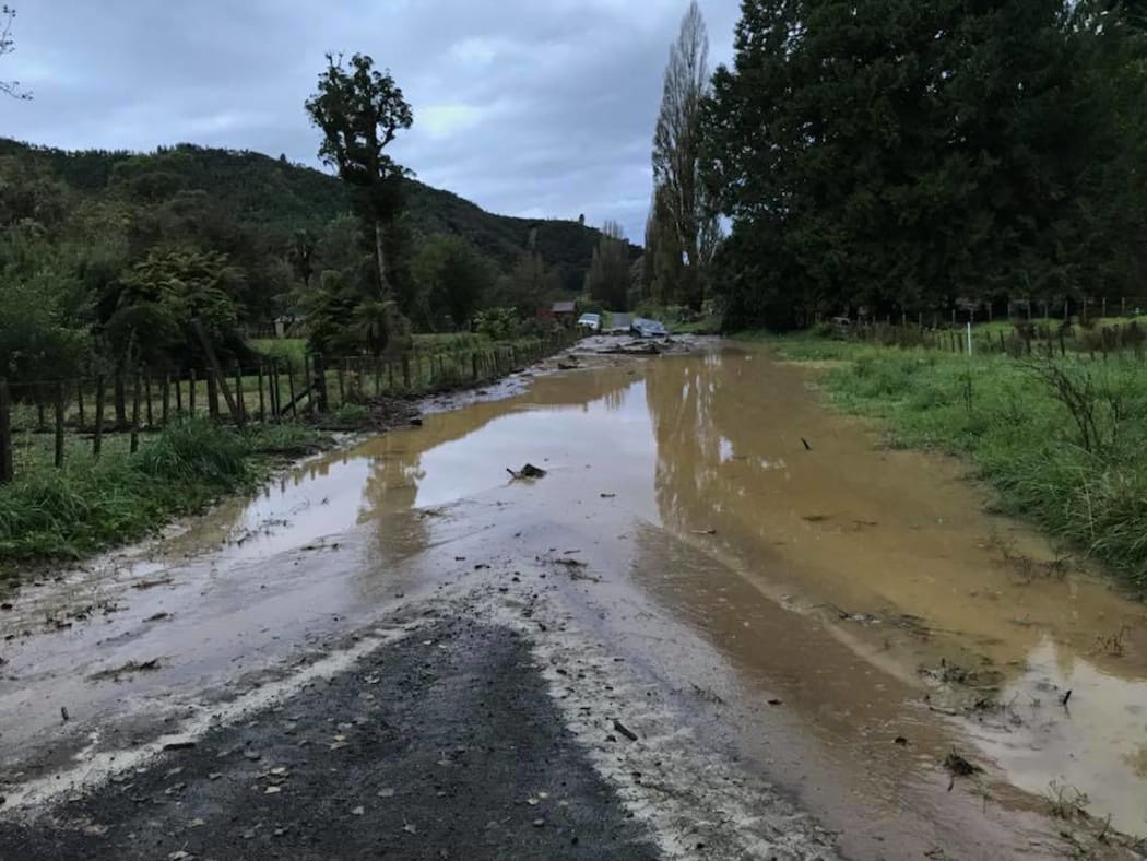 Flooding, mud and debris at Blue Duck Station.
