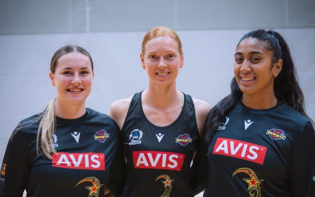 From left to right Reeghan de Bono, Amy Christophers and Monica Faumui. Christophers comes in to the Magic squad as an injury replacement while de Bono and Faunui join us as training partners for the season.