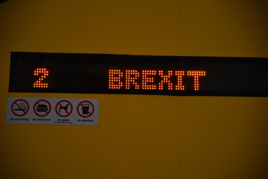 The 'Bollocks to Brexit' bus in London on December 12, 2018 (Photo by Alberto Pezzali/NurPhoto)
