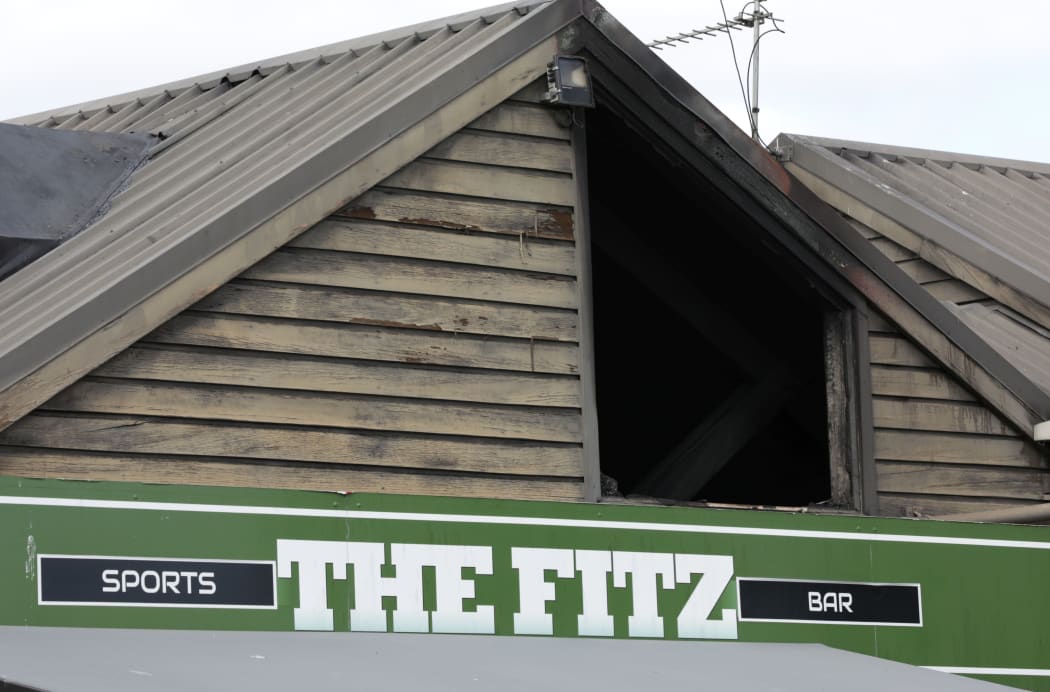 Fire started at 5am at the Fitz pub, lots of roof damage