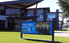 Aranui High School
