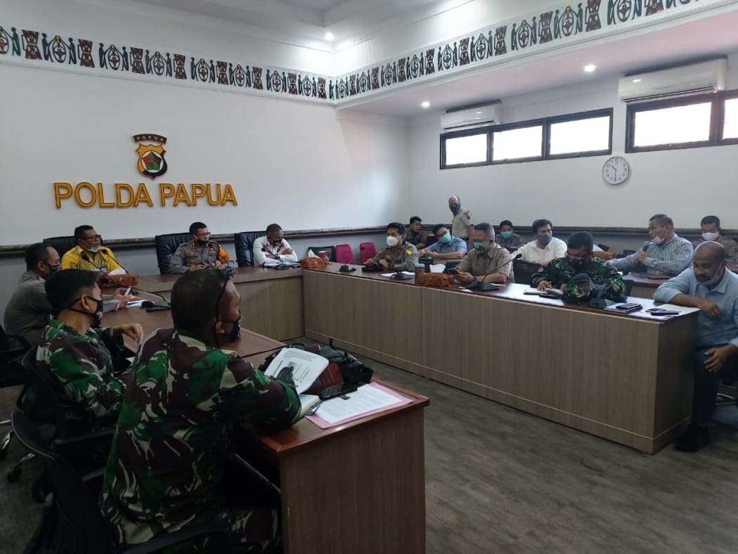 Meeting at Papua Police Headquarters in Jayapura on 30 April.