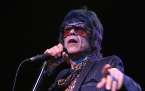 LOS ANGELES, CA - MAY 21: David Johansen of The New York Dolls Perform At The Henry Fonda Theatre on May 21, 2009 in Los Angeles, California.   Frazer Harrison/Getty Images/AFP (Photo by Frazer Harrison / GETTY IMAGES NORTH AMERICA / Getty Images via AFP)
