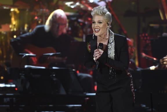 Pink performs "Jolene" at MusiCares Person of the Year honoring Dolly Parton , at the Los Angeles Convention Center.