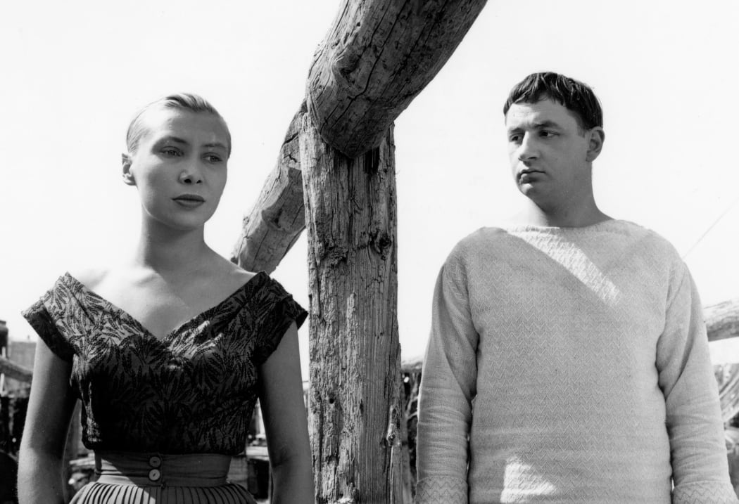 Silvia Monfort and Philippe Noiret in Agnès Varda's debut film, La Pointe Courte.