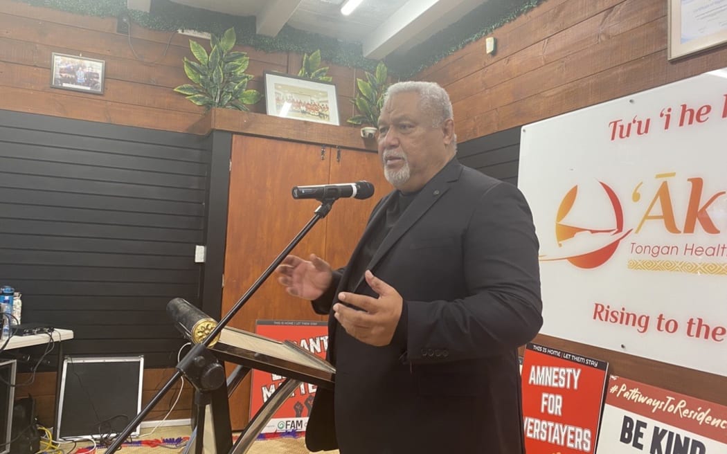 Auckland lawyer Soane Foliaki represented a Tongan man who was arrested for overstaying in New Zealand. He spoke at a meeting on overstaying and dawn raids in Otahuhu, Auckland.