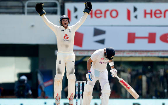 Ben Foakes of England appealing for a wicket of Virat Kohli.