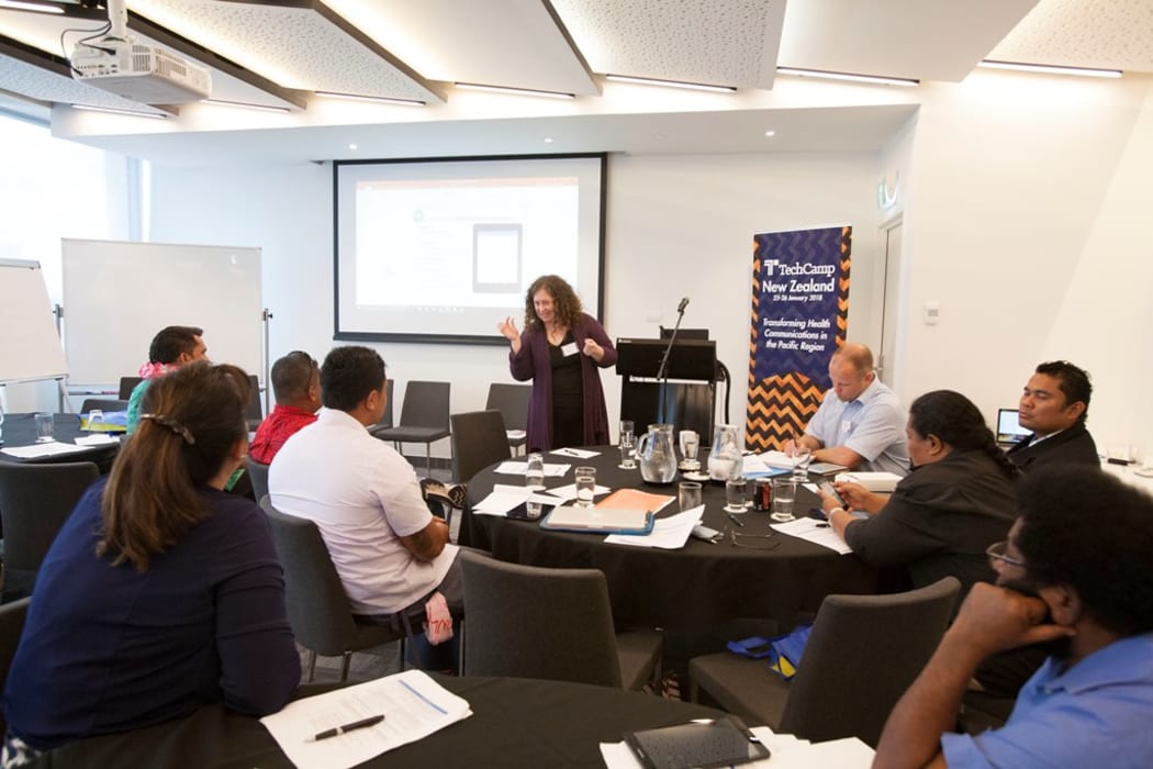 Dr Rebecca Levine running a workshop on a new mosquito app