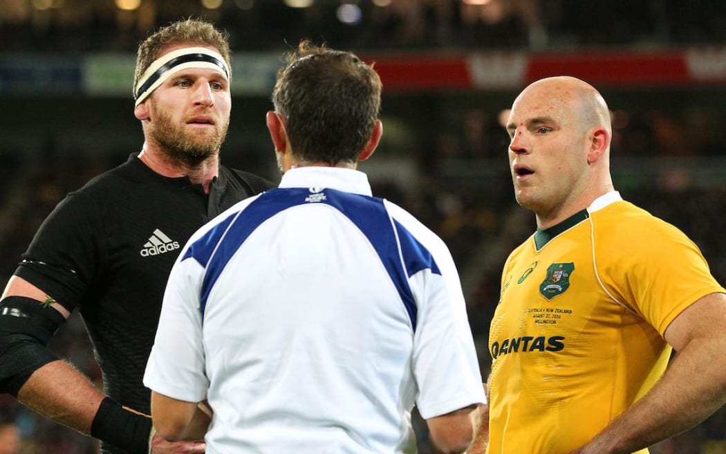 Referee Romain Poite speaks to captains Kieran Read (L) and Stephen Moore, Wellington. 27th August 2016. © Copyright Photo: Grant Down / www.photosport.nz
