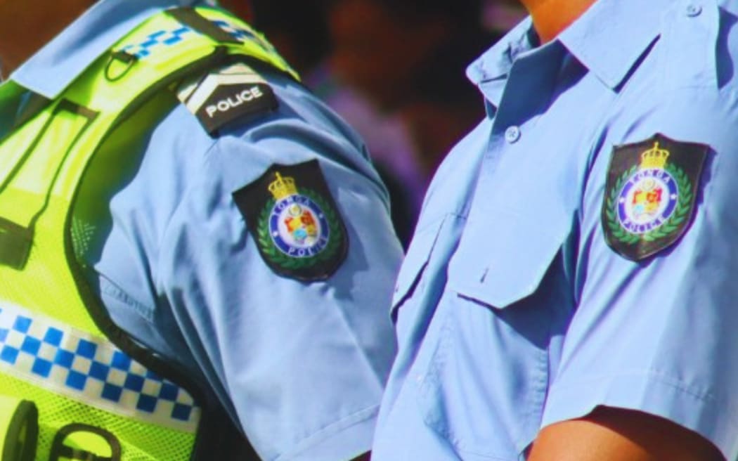 Gunman threatens Tongan journalist after radio report on Comanchero-linked deportee — image 3