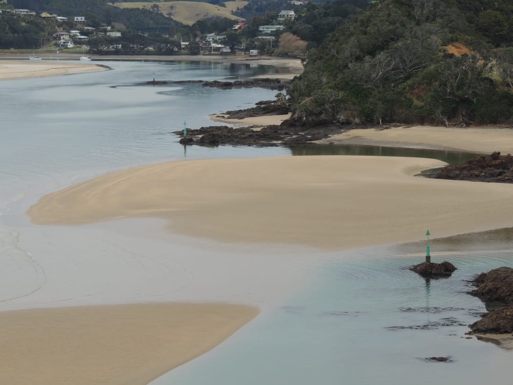 The entrance channel at Ngunguru.