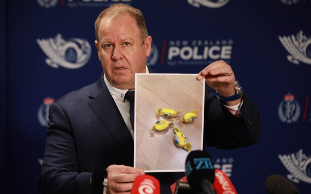 Detective Inspector Glenn Baldwin speaking to media after meth was found disguised as lollies in food parcels distributed by the Auckland City Mission.