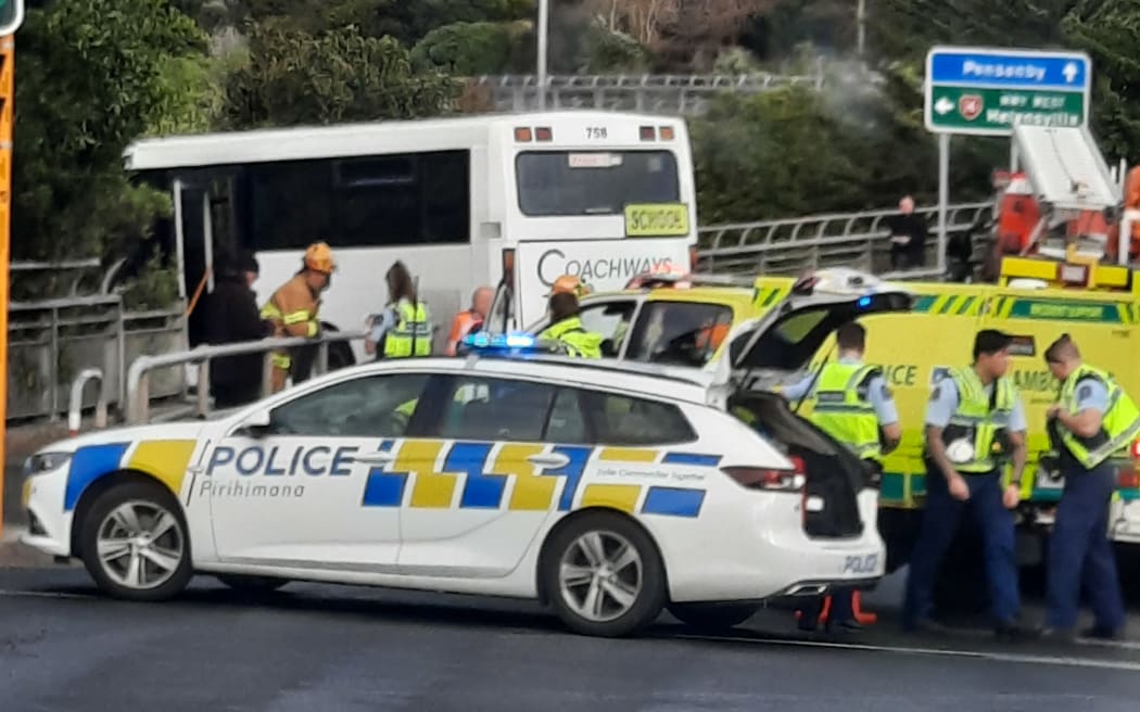 Bus crashes into barrier on Newton Road, Ponsonby, Auckland on 16 September 2022.