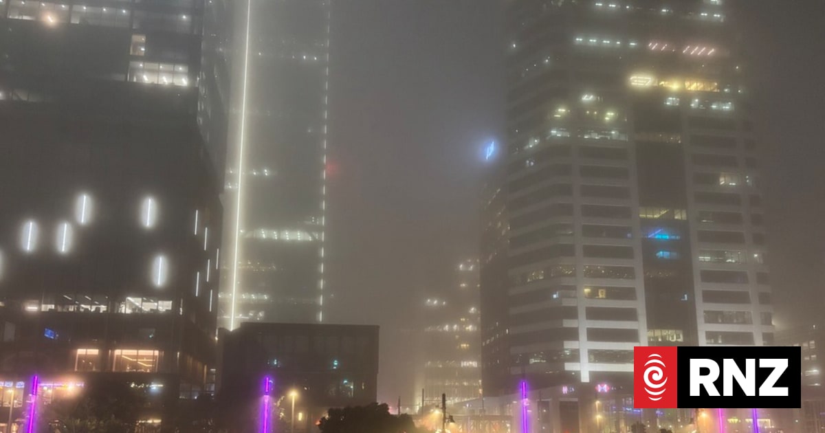 Fog restrictions in place at Auckland Airport