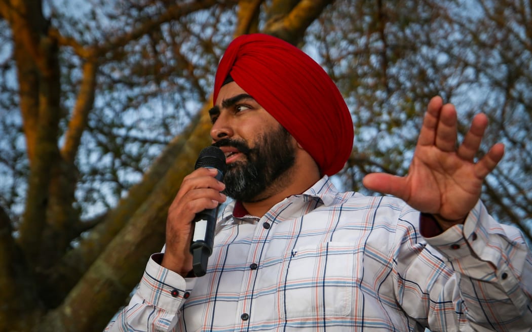 Sukhdeep Singh Khaira speaks at the No More Vape Stores Near Schools Hikoi in Hastings on Thursday.