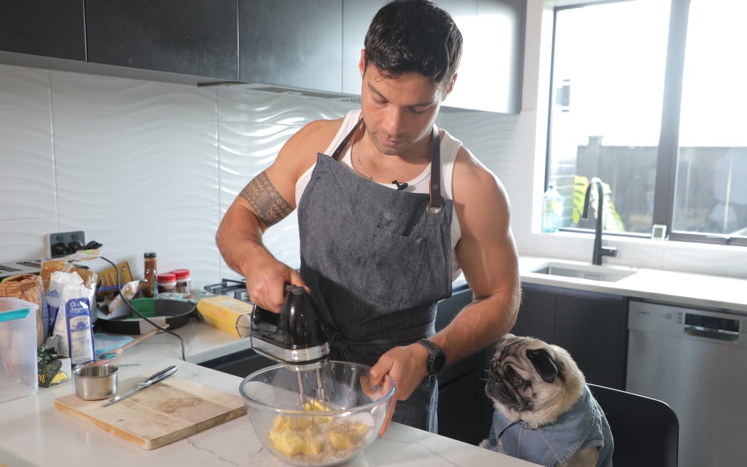 Samoan man Daniel Rankin has over 320k followers on social media with his cooking videos featuring his dog, Fraser