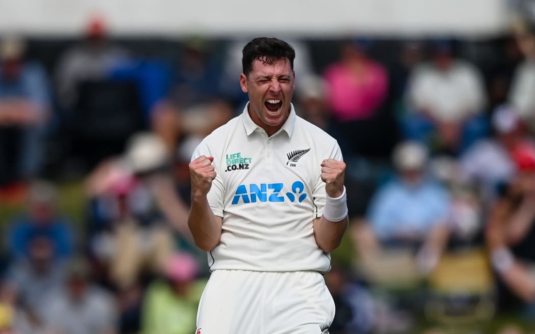 Matt Henry of the Black Caps reacts to a decision, 2024.